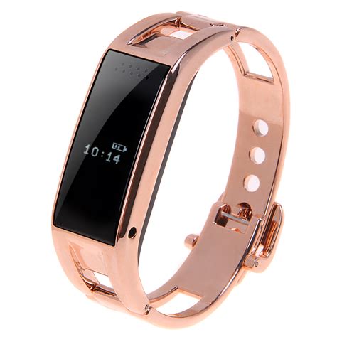 smallest smartwatch for women.